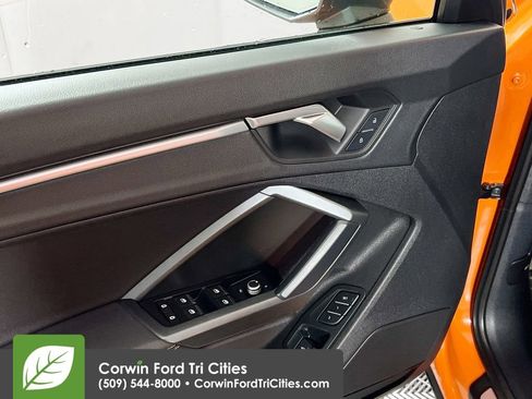 Used 2023 Audi Q3 2.0T Premium Plus w/ Premium Plus Package image 12