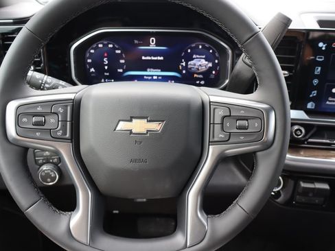 New 2026 Chevrolet Silverado 1500 LT AWD/4WD image 7