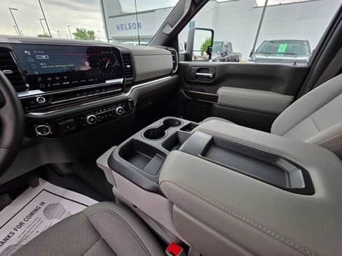 Used 2024 GMC Sierra 3500 SLE w/ SLE Convenience Package AWD/4WD image 20