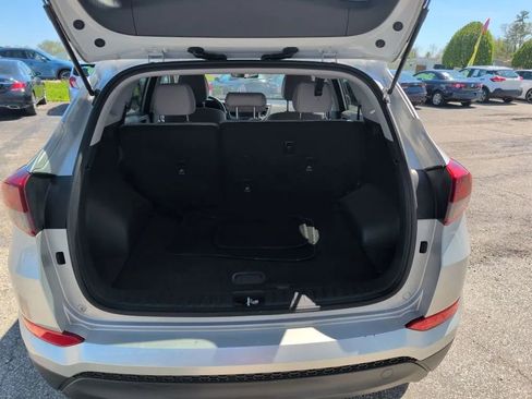 Used 2018 Hyundai Tucson SEL image 18