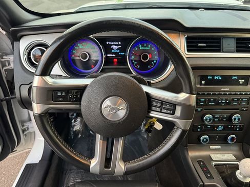 Used 2013 Ford Mustang GT Premium w/ GT Track Pkg RWD image 23