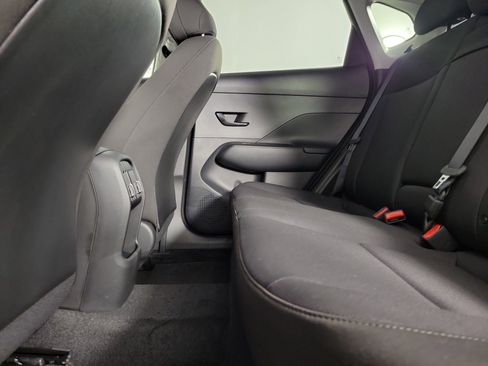 New 2025 Hyundai Kona SEL image 32