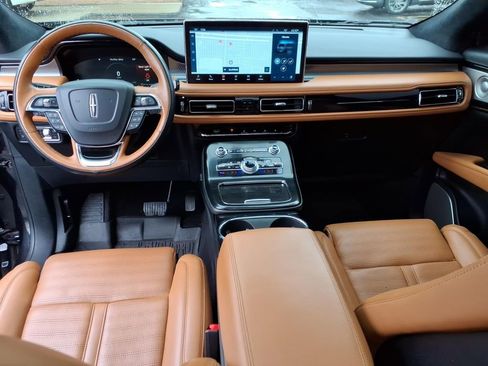 Certified 2022 Lincoln Nautilus Black Label AWD/4WD image 13