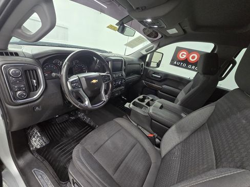 Used 2023 Chevrolet Silverado 2500 LT w/ Convenience Package image 14