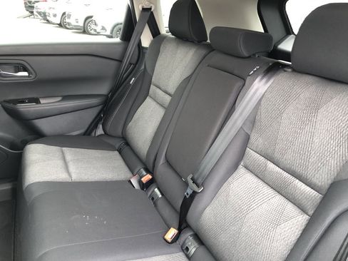 Used 2026 Nissan Rogue SV image 12