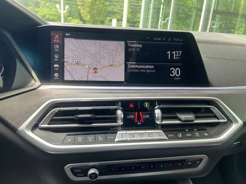 Used 2023 BMW X5 xDrive40i w/ Premium Package AWD/4WD image 15