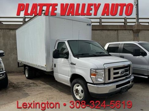 Used 2017 Ford E-350 and Econoline 350 Super Duty w/ Exterior Upgrade Package image 1
