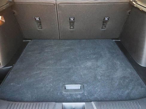 Used 2025 Chevrolet Trax RS image 27