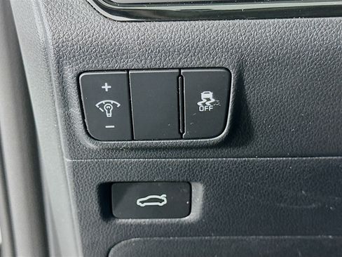 Used 2025 Kia K5 LXS image 17