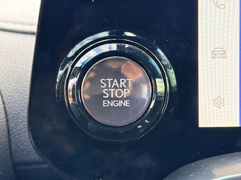 Used 2023 Lexus LX 600 F Sport image 38