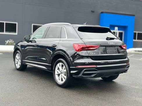 Used 2025 Audi Q3 2.0T Premium w/ Convenience Package image 4