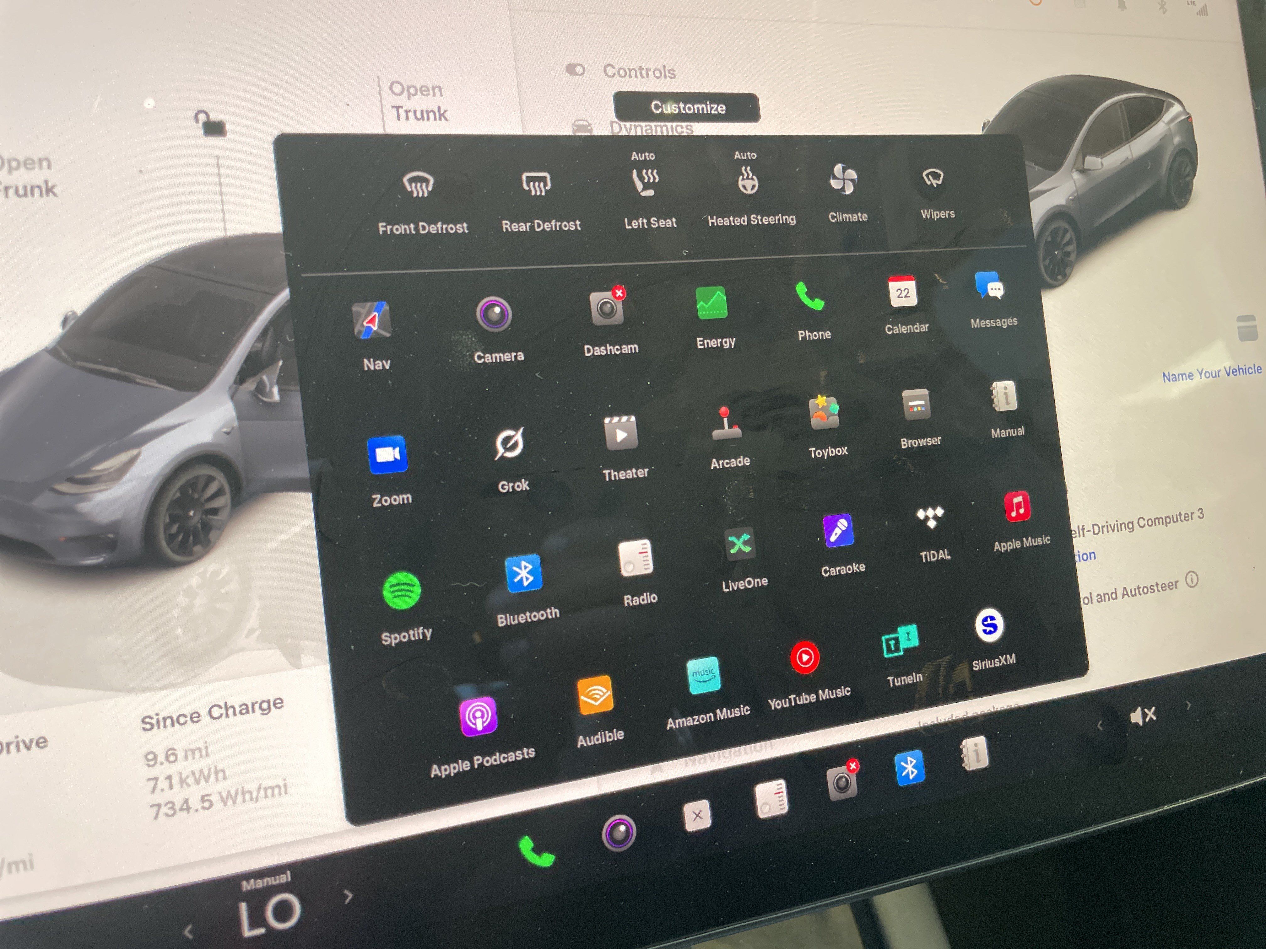 Used 2022 Tesla Model Y Long Range AWD/4WD image 25