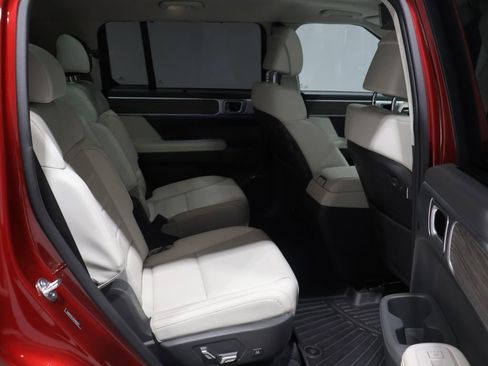 Used 2024 Hyundai Santa Fe Calligraphy image 20