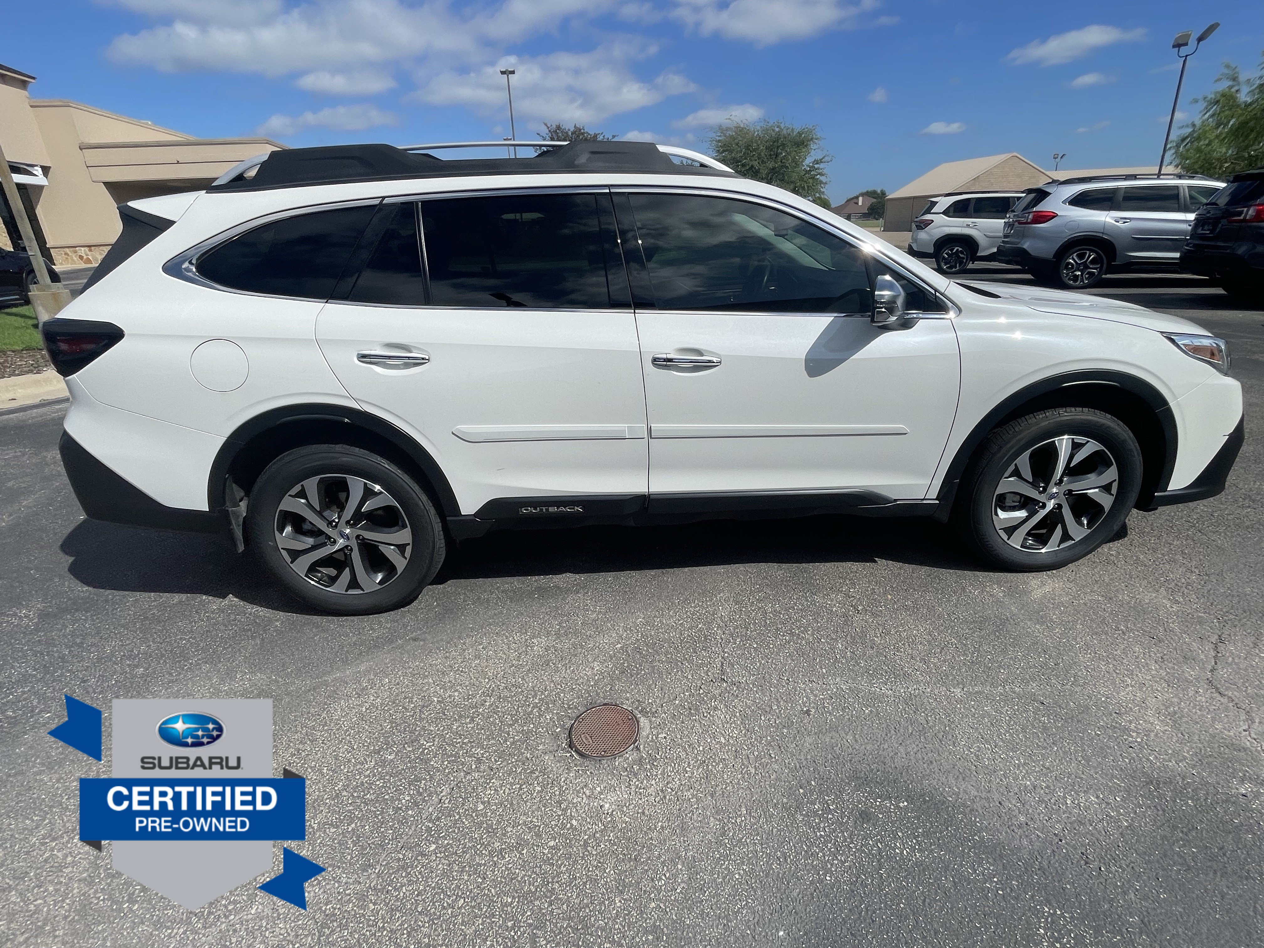 Used 2021 Subaru Outback Touring w/ Popular Package #2 AWD/4WD image 8