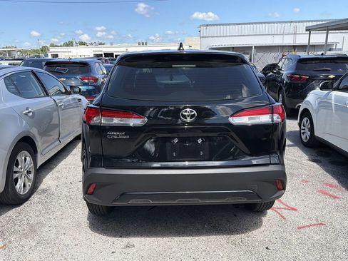 Used 2025 Toyota Corolla Cross L FWD image 8