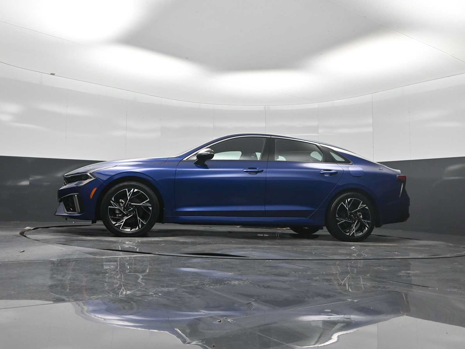 Used 2025 Kia K5 GT-Line AWD/4WD image 21