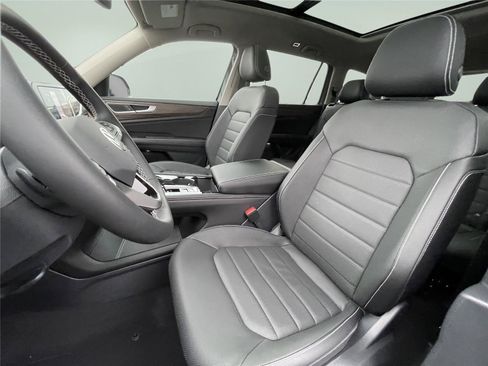 New 2026 Volkswagen Atlas SEL AWD/4WD image 2