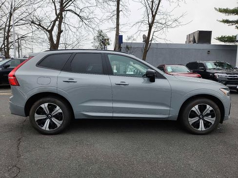 Used 2025 Volvo XC60 T8 Plus w/ Protection Package Premier image 7
