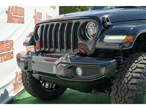 Used 2021 Jeep Wrangler Unlimited Sahara AWD/4WD image 28