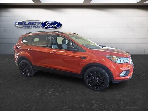 Used 2019 Ford Escape SE AWD/4WD image 9