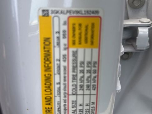 Used 2019 GMC Terrain SLT image 14