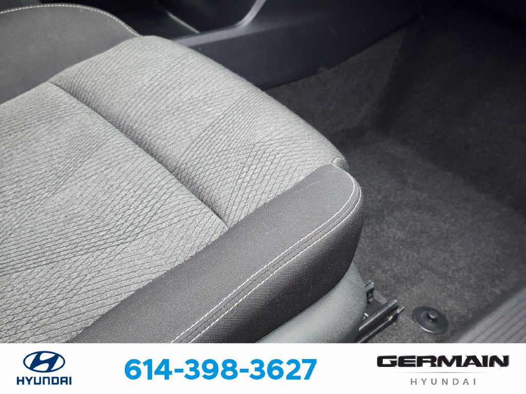 Used 2024 Nissan Rogue SV AWD/4WD image 27
