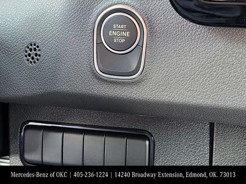 Used 2025 Mercedes-Benz Sprinter 2500 image 23