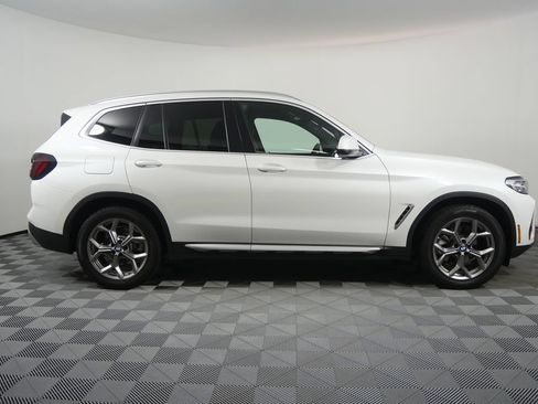 Used 2023 BMW X3 sDrive30i RWD image 2