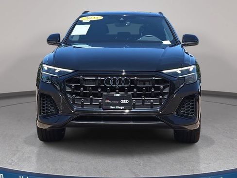 Certified 2025 Audi Q8 Premium AWD/4WD image 3