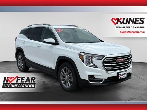 Used 2024 GMC Terrain SLT AWD/4WD image 1