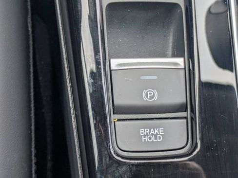 Certified 2025 Acura ADX FWD image 25