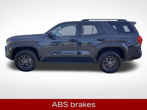 Used 2025 Toyota 4Runner SR5 image 7