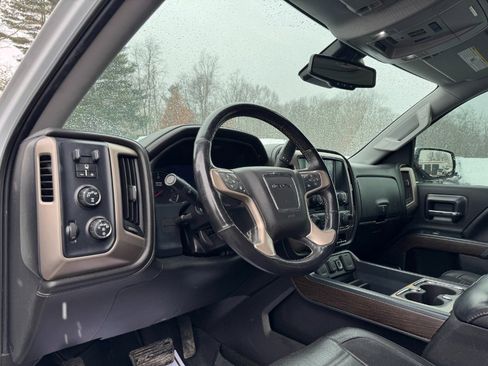 Used 2017 GMC Sierra 1500 Denali w/ Denali Ultimate Package image 14