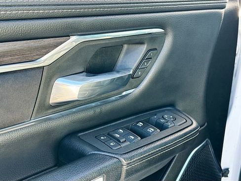 Used 2025 RAM 1500 Laramie image 18