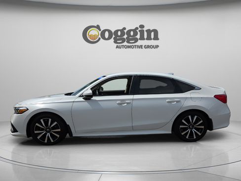 Certified 2024 Honda Civic EX image 2