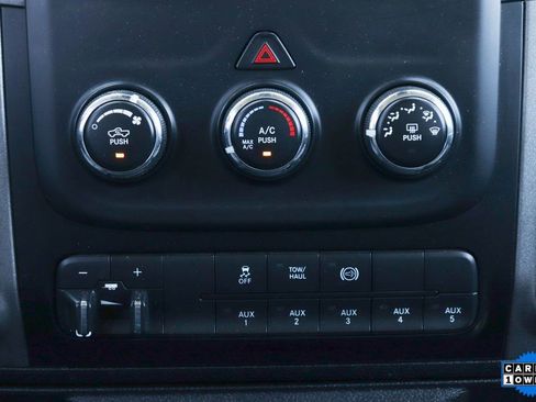 Used 2016 RAM 5500 Tradesman w/ Chrome Appearance Group image 26