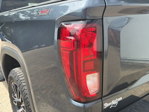 Used 2020 GMC Sierra 1500 Elevation w/ Elevation Value Package AWD/4WD image 16