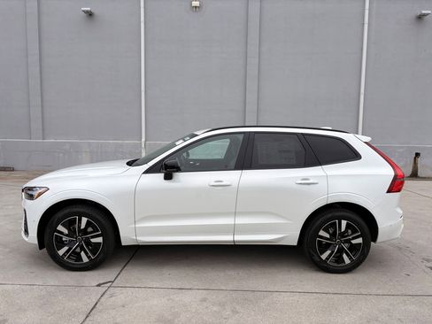 Used 2026 Volvo XC60 B5 Plus w/ Climate Package AWD/4WD image 2