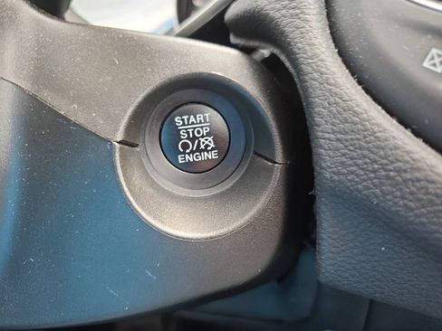 Used 2019 Jeep Compass Latitude w/ Cold Weather Group AWD/4WD image 27