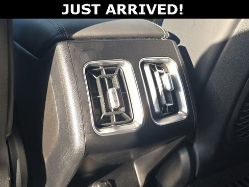 Used 2025 Kia Sorento EX image 11