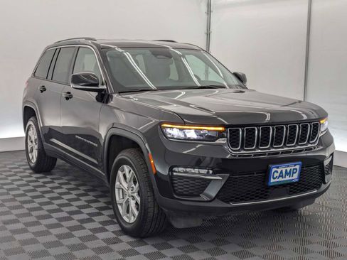 Used 2023 Jeep Grand Cherokee Limited image 8