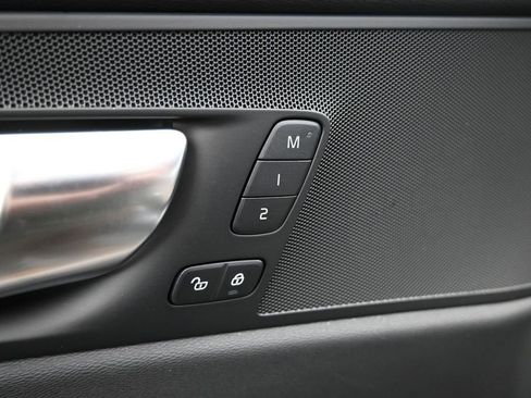 New 2026 Volvo XC60 B5 Plus w/ Protection Package Premier image 11