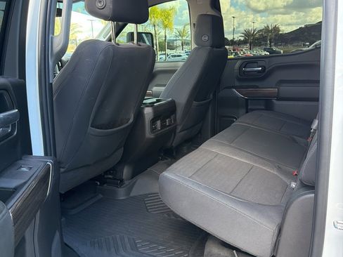 Used 2020 Chevrolet Silverado 1500 LT Trail Boss image 11