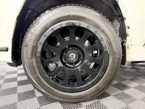 Used 2022 Toyota 4Runner Limited image 20