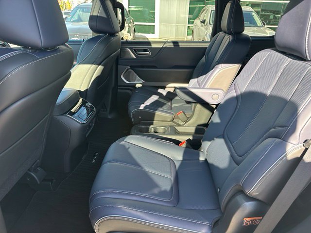 Certified 2026 INFINITI QX60 Luxe w/ Cargo Package AWD/4WD image 14
