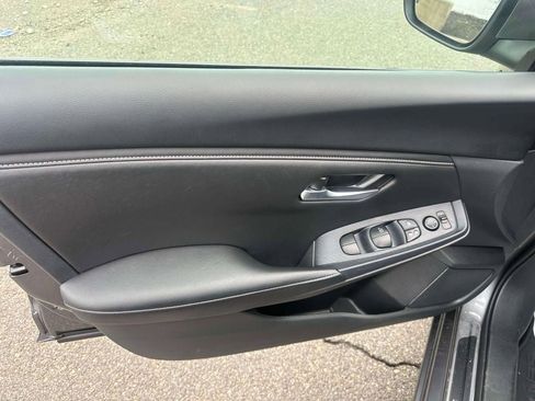 Used 2023 Nissan Sentra SV w/ All-Weather Package FWD image 14