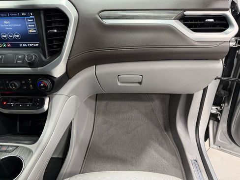 Used 2020 GMC Acadia SLT w/ LPO, Cargo Package AWD/4WD image 26