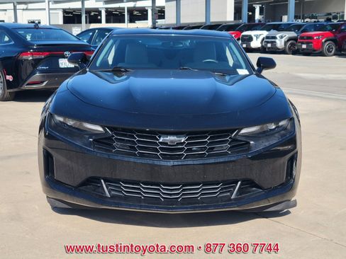Used 2019 Chevrolet Camaro LT RWD image 7