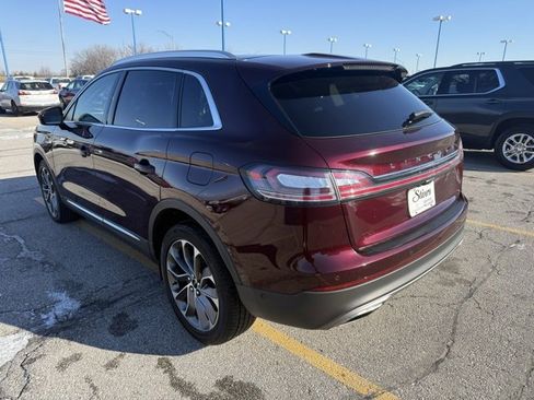 Used 2022 Lincoln Nautilus Reserve w/ Equipment Group 201A image 5