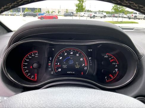 Used 2018 Dodge Durango SRT w/ SRT Interior Appearance Group AWD/4WD image 23